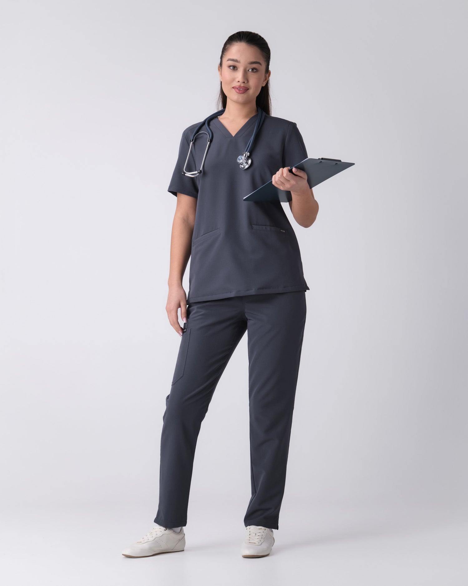 Комплект: Топ Pro с V-вырезом и Брюки Cargo