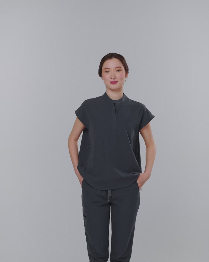 Комплект: Топ с воротником-стойкой и Джоггеры